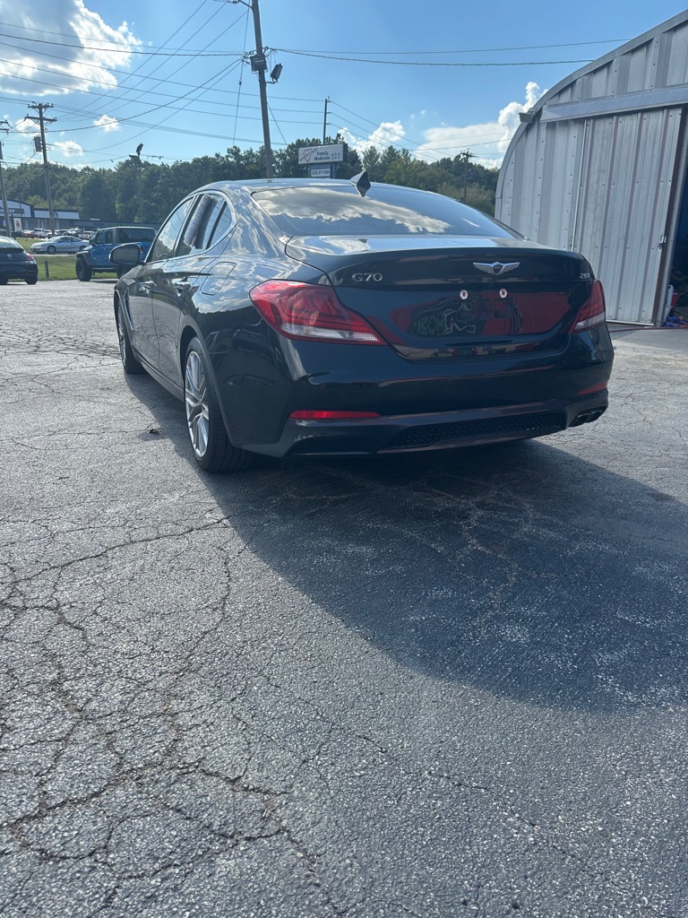 Photo 4 of this GENESIS G70