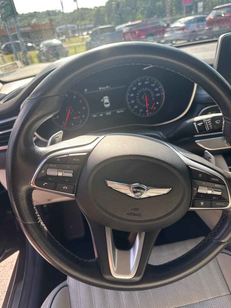 Photo 5 of this GENESIS G70