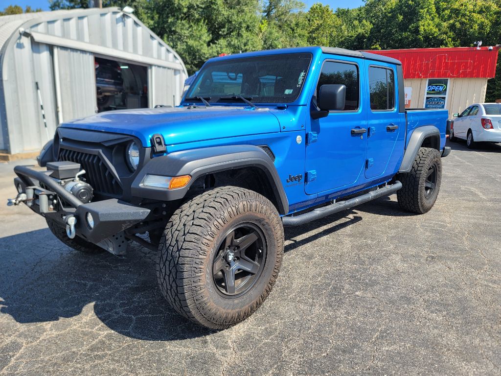 Photo 2 of this JEEP GLADIATOR