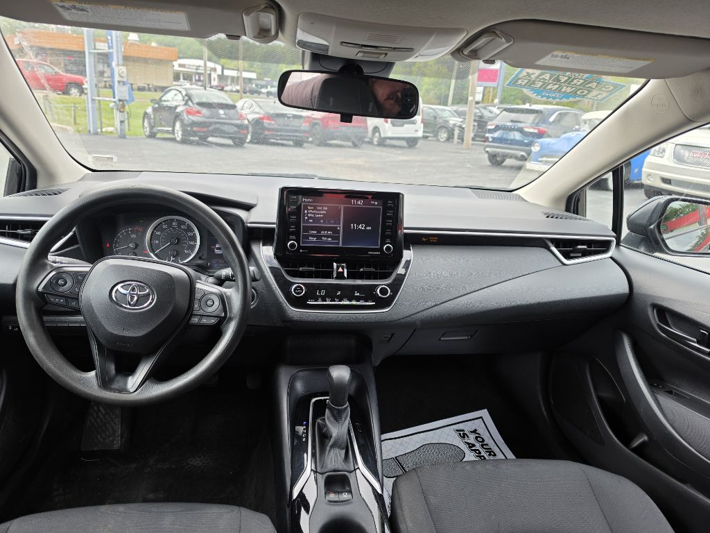 Photo 10 of this TOYOTA COROLLA