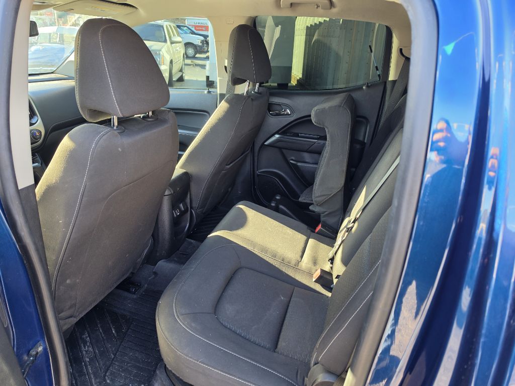 Photo 10 of this GMC CANYON