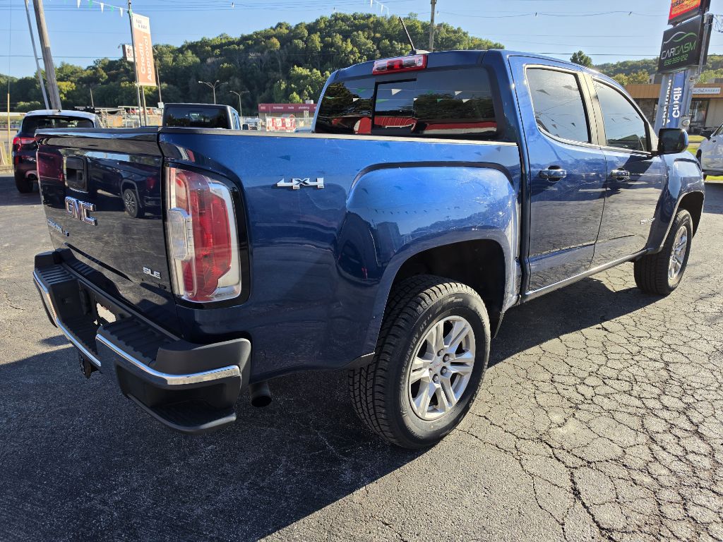 Photo 5 of this GMC CANYON