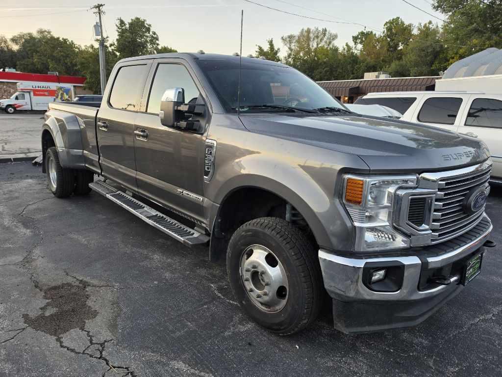 Photo 4 of this FORD F-350 SUPER DUT