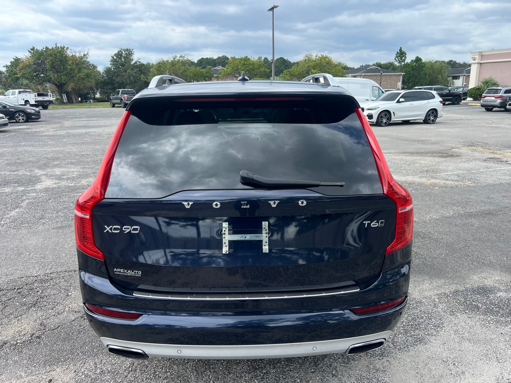 Photo 6 of this VOLVO XC90