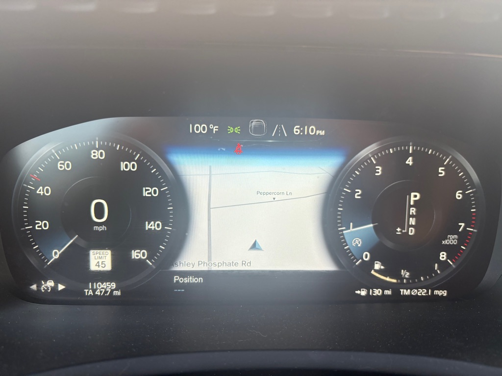 Photo 13 of this VOLVO XC90