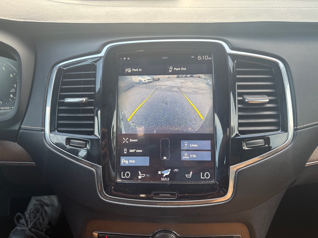 Photo 15 of this VOLVO XC90