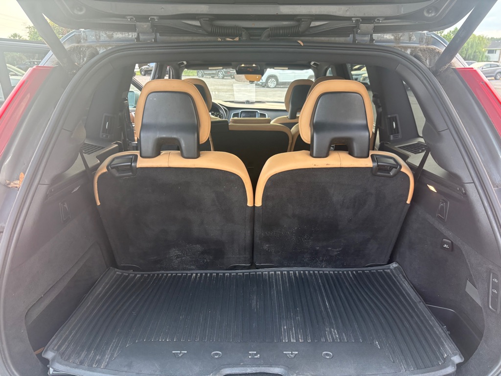 Photo 23 of this VOLVO XC90