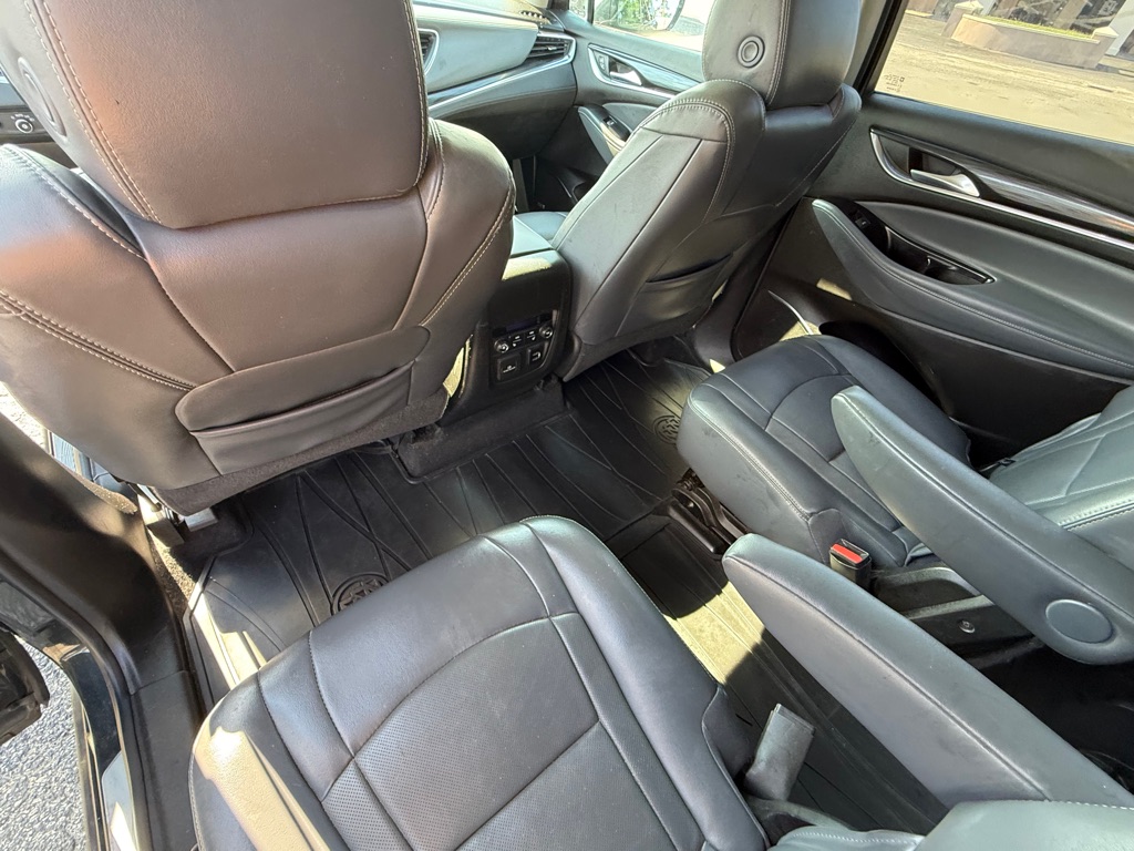 Photo 17 of this BUICK ENCLAVE