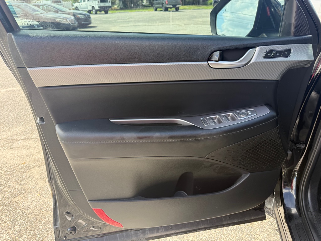 Photo 9 of this HYUNDAI PALISADE