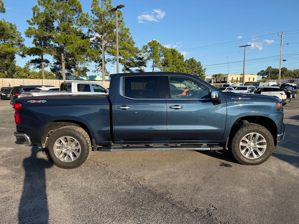 Photo 8 of this CHEVROLET SILVERADO 1500