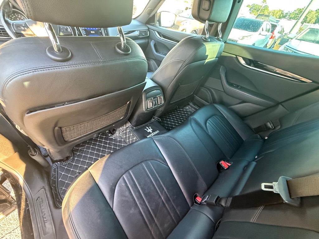 Photo 17 of this MASERATI LEVANTE