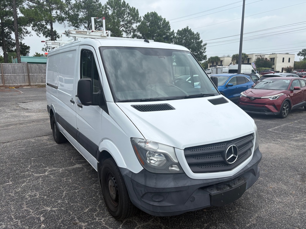 Photo 3 of this MERCEDES-BENZ SPRINTER