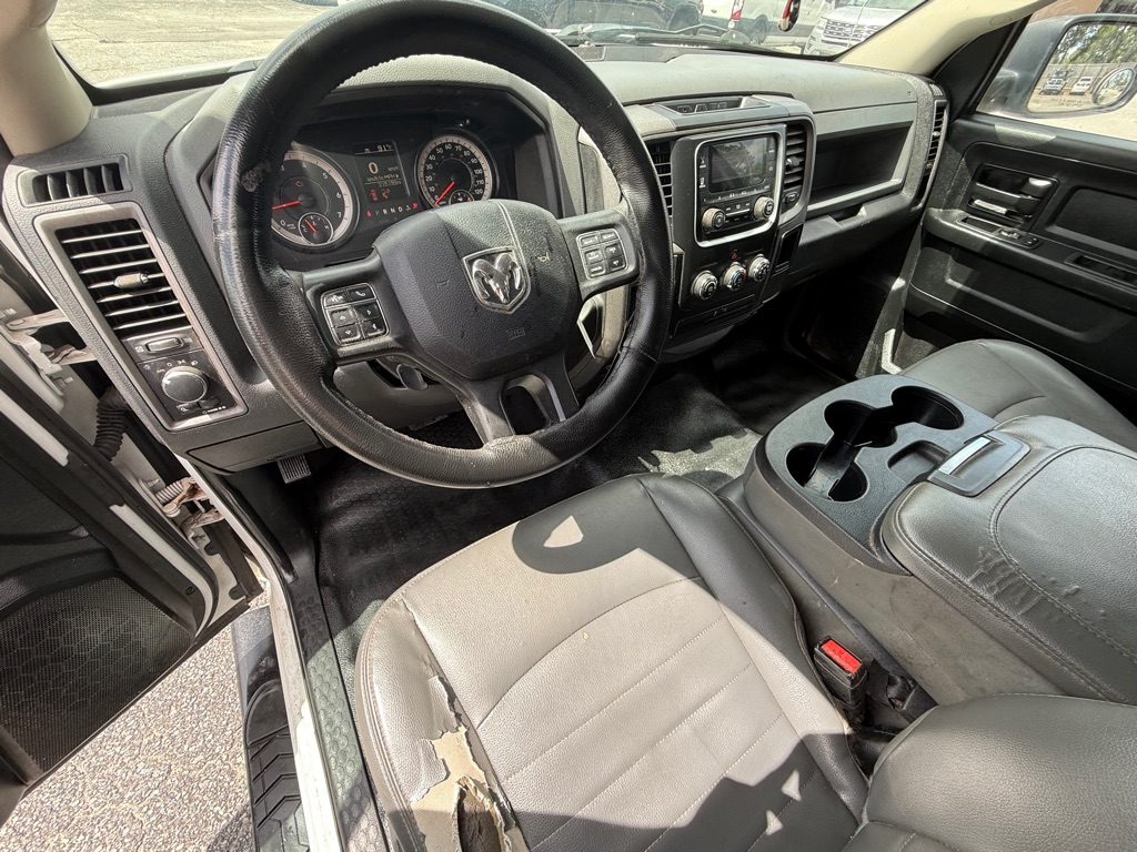 Photo 13 of this RAM 1500