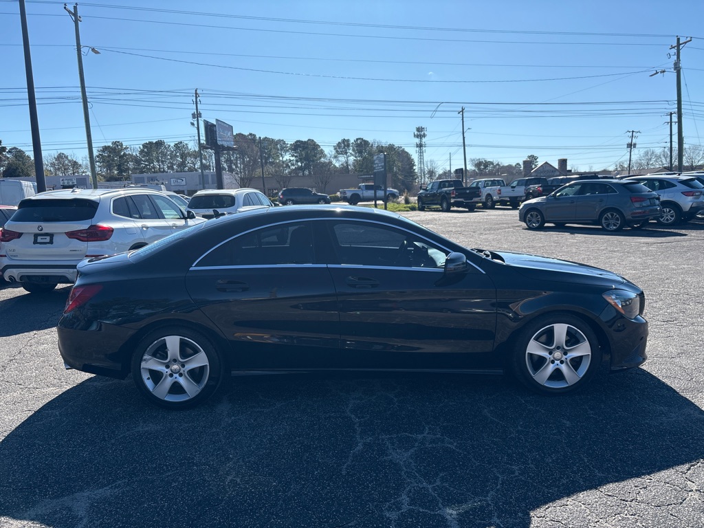 Photo 4 of this MERCEDES-BENZ CLA