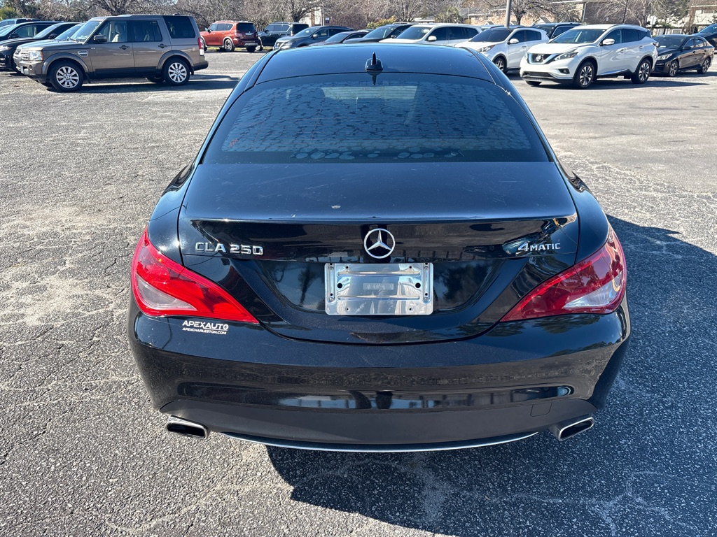Photo 6 of this MERCEDES-BENZ CLA