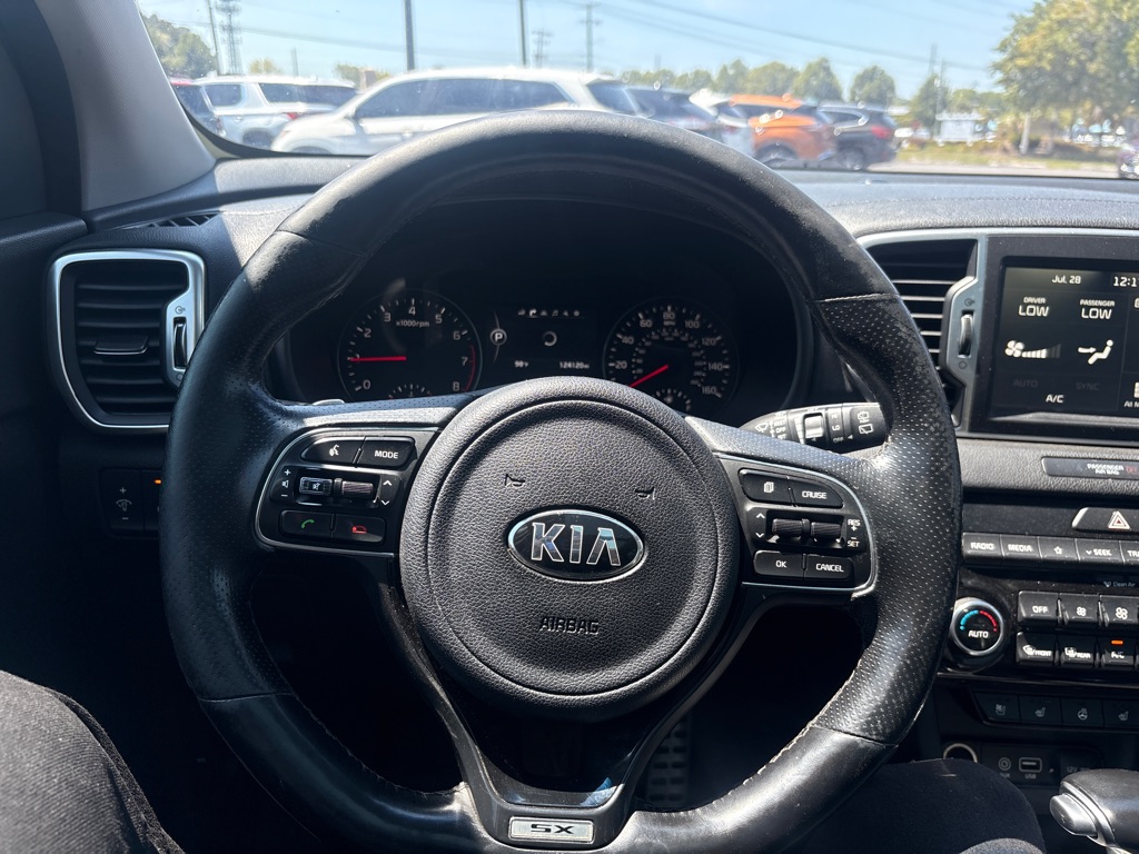 Photo 12 of this KIA SPORTAGE
