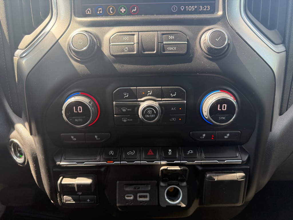 Photo 19 of this CHEVROLET SILVERADO 1500