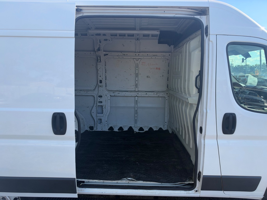 Photo 16 of this RAM PROMASTER