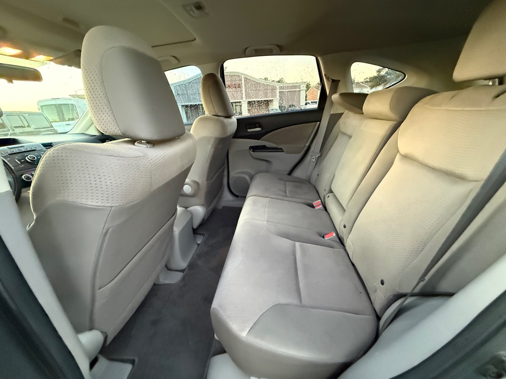 Photo 19 of this HONDA CR-V