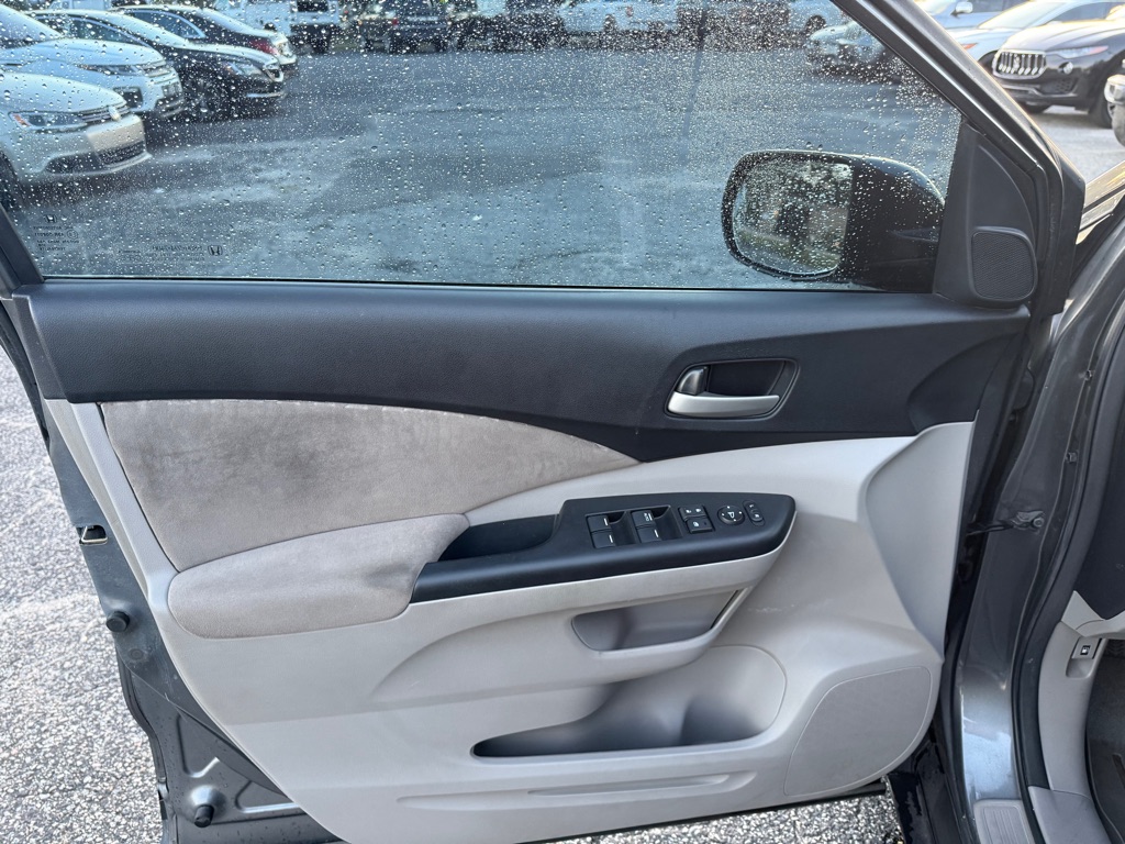 Photo 9 of this HONDA CR-V