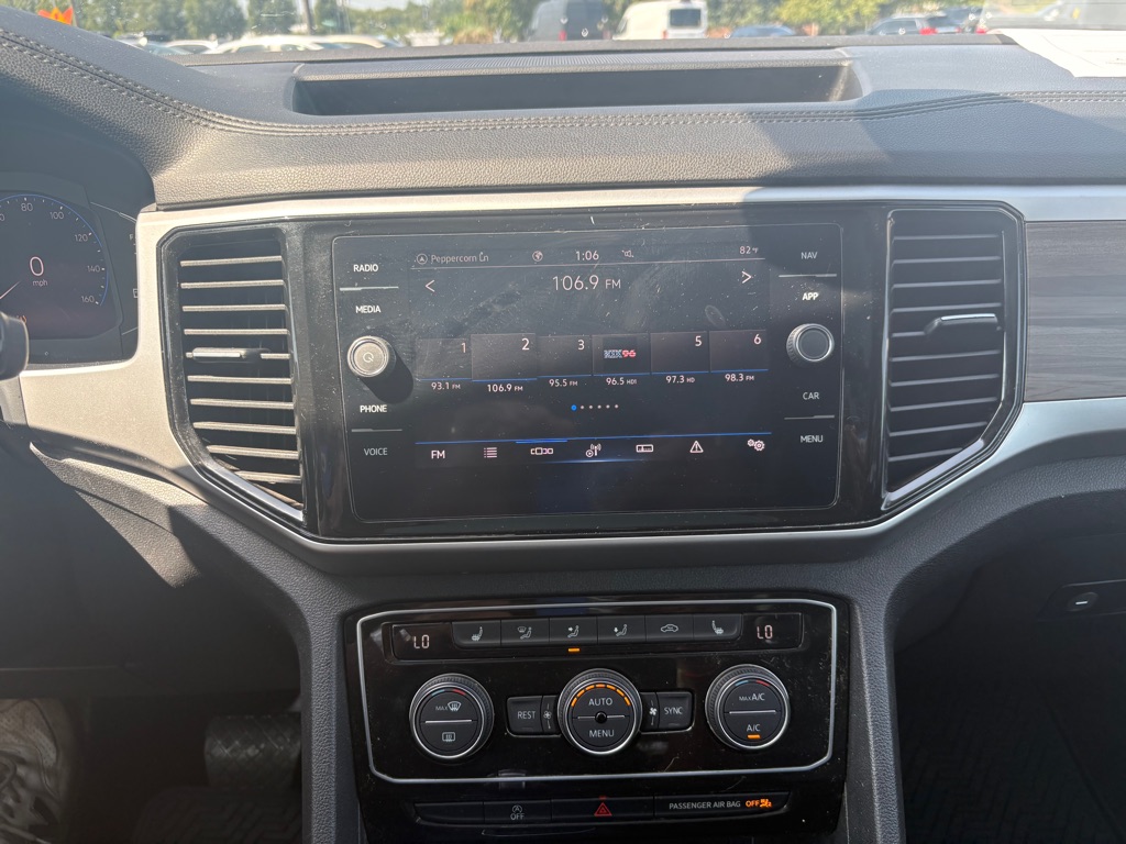 Photo 13 of this VOLKSWAGEN ATLAS
