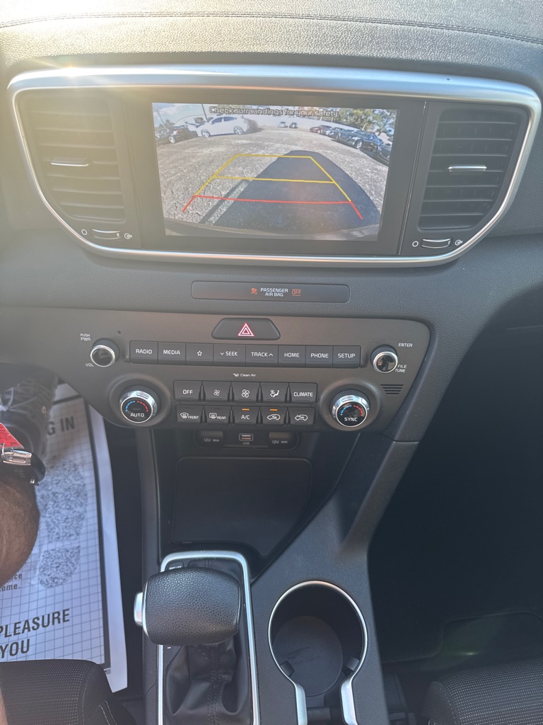 Photo 17 of this KIA SPORTAGE