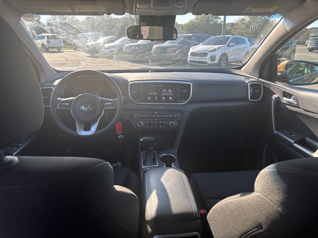 Photo 12 of this KIA SPORTAGE