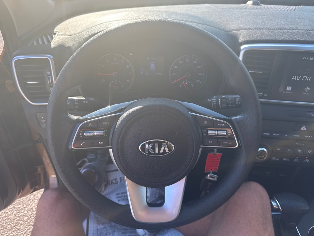 Photo 15 of this KIA SPORTAGE