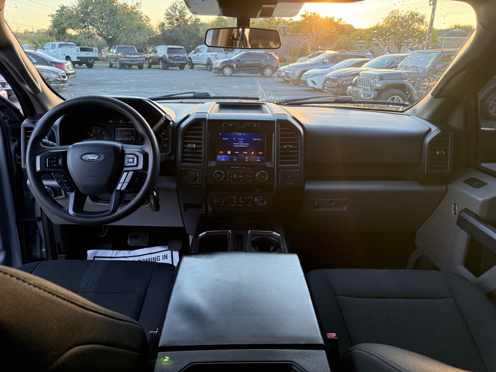Photo 17 of this FORD F-150