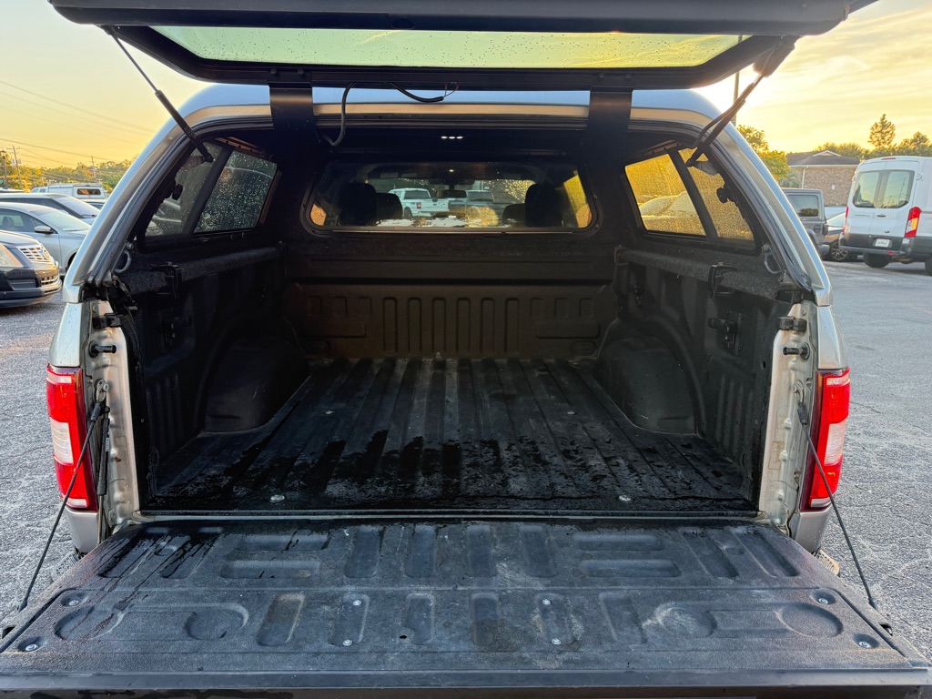 Photo 20 of this FORD F-150