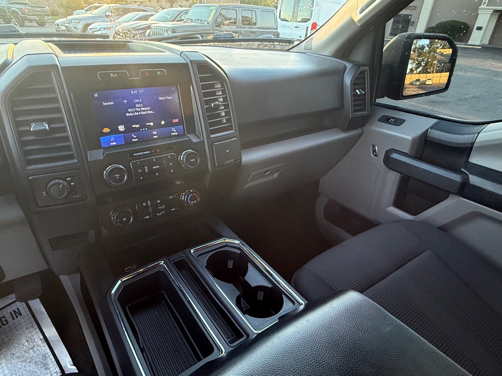 Photo 14 of this FORD F-150