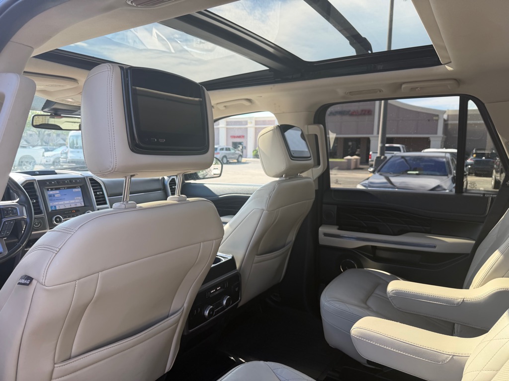 Photo 19 of this FORD EXPEDITION