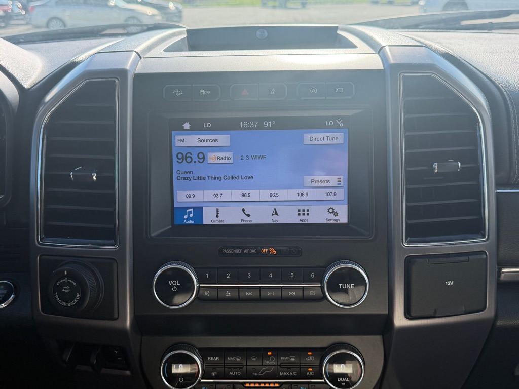 Photo 14 of this FORD EXPEDITION