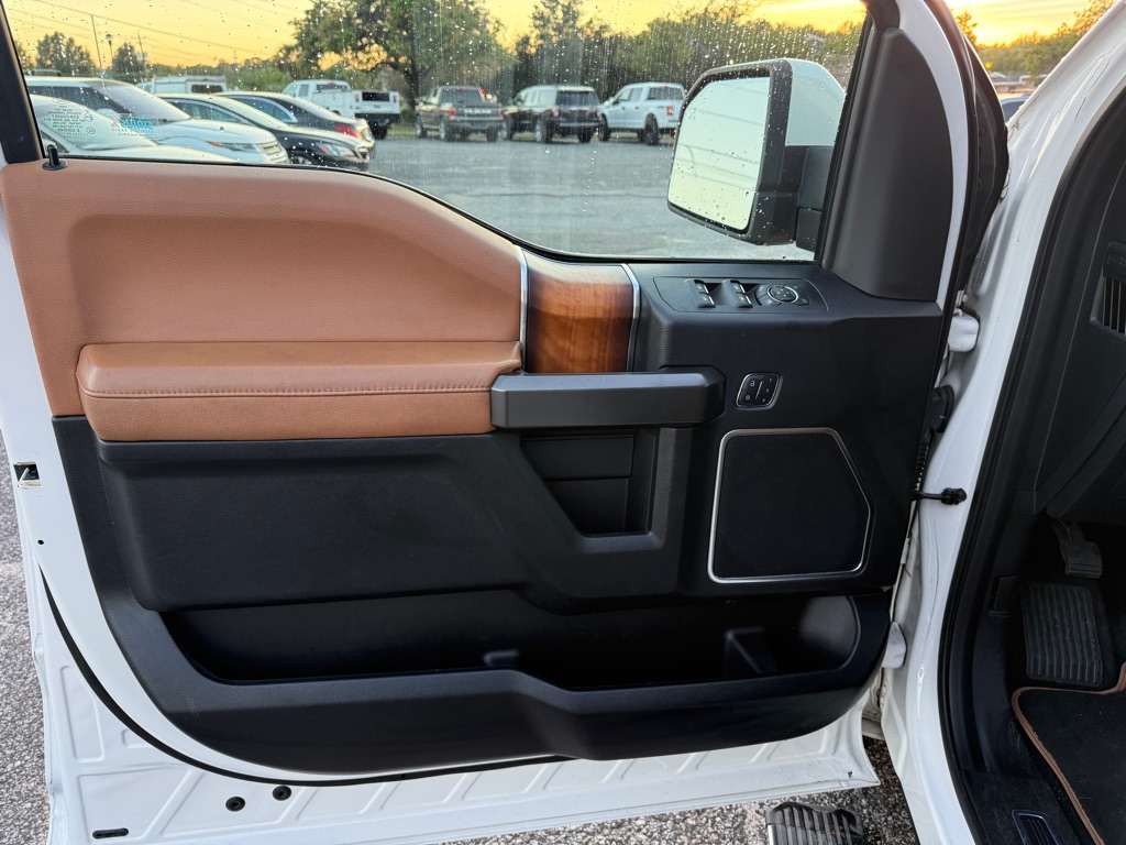 Photo 9 of this FORD F-150
