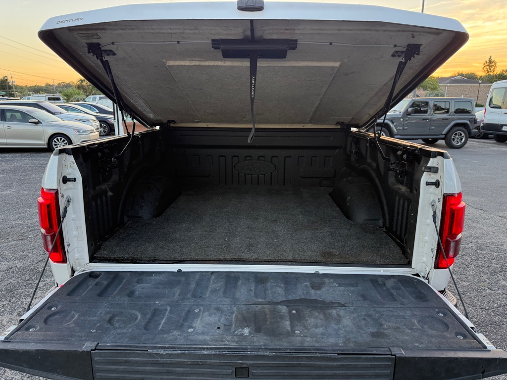 Photo 20 of this FORD F-150