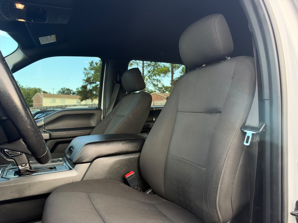 Photo 10 of this FORD F-150