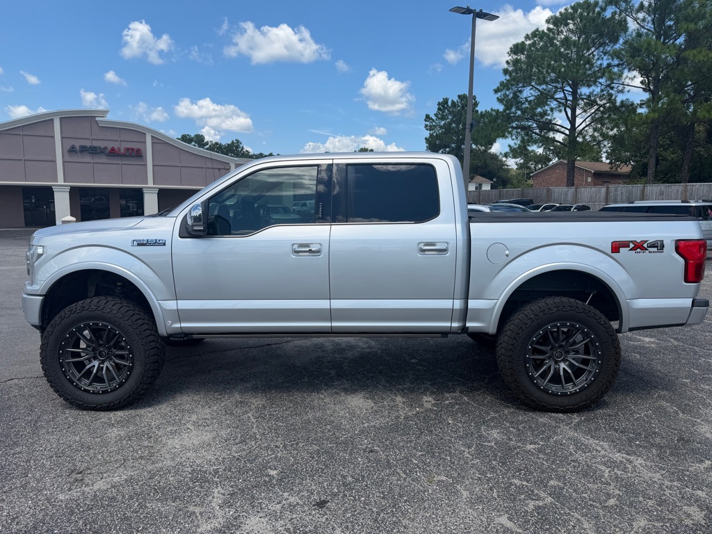 Photo 10 of this FORD F-150
