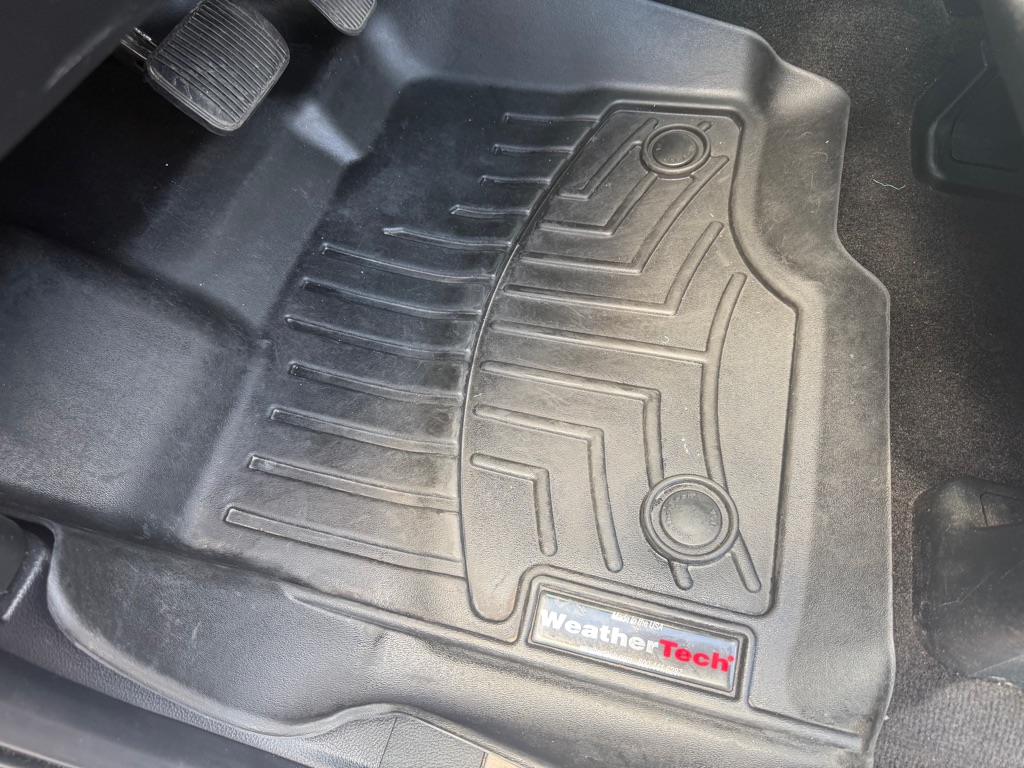 Photo 15 of this FORD F-150