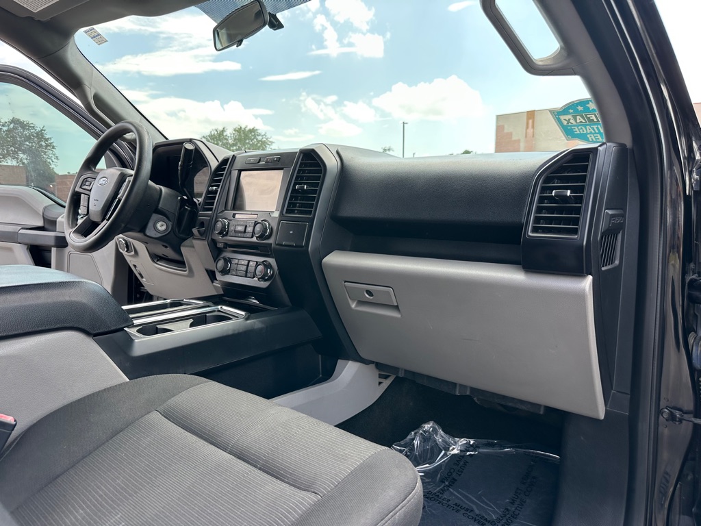 Photo 13 of this FORD F-150