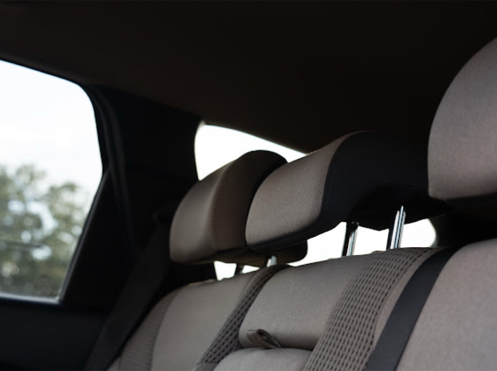 Photo 24 of this HYUNDAI SANTA FE