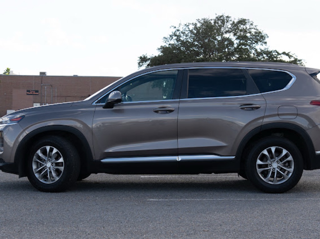 Photo 5 of this HYUNDAI SANTA FE