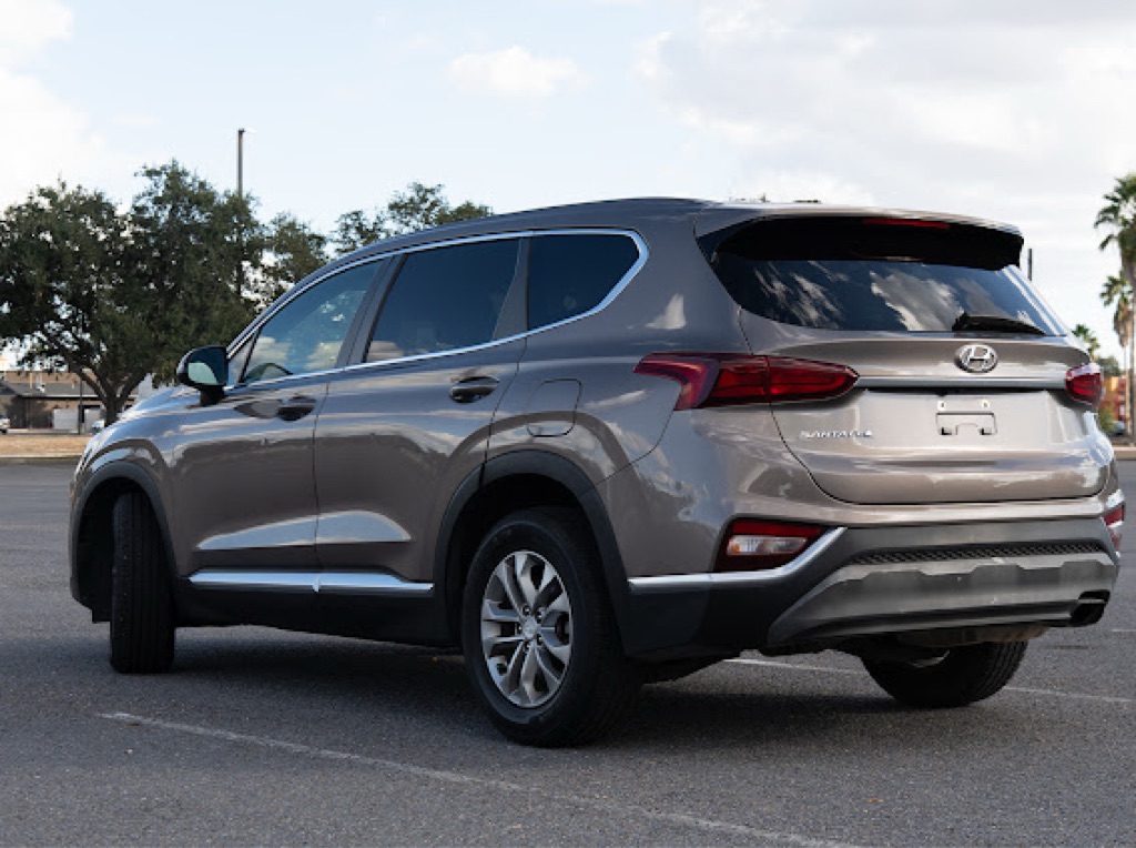 Photo 6 of this HYUNDAI SANTA FE