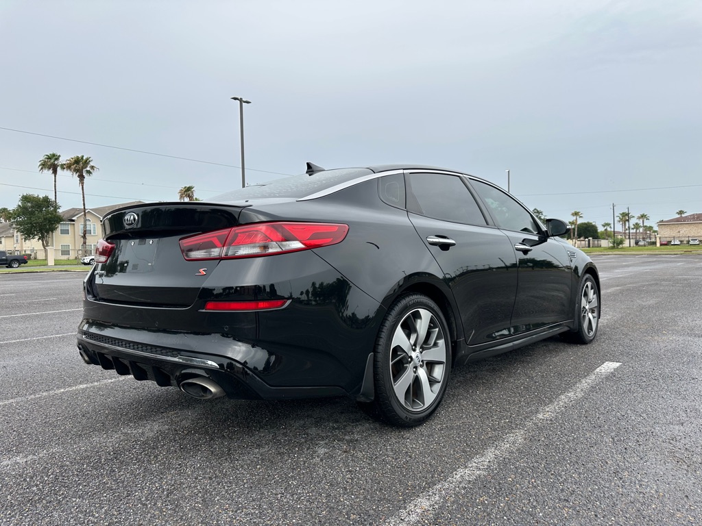 Photo 4 of this KIA OPTIMA