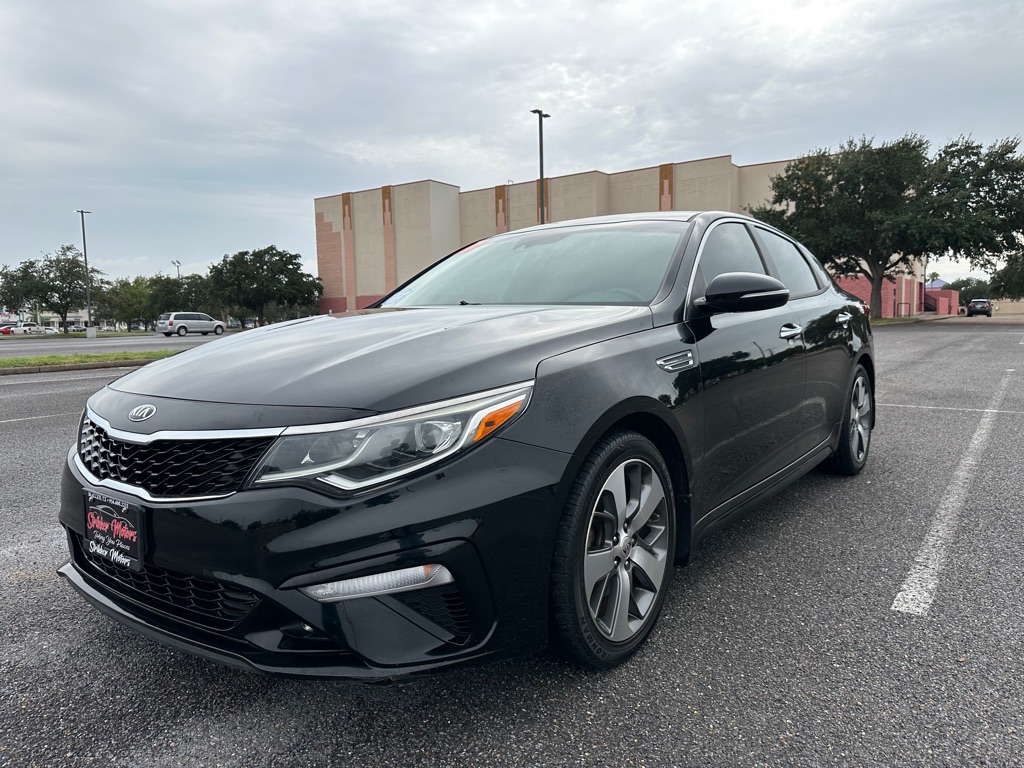 Photo 9 of this KIA OPTIMA