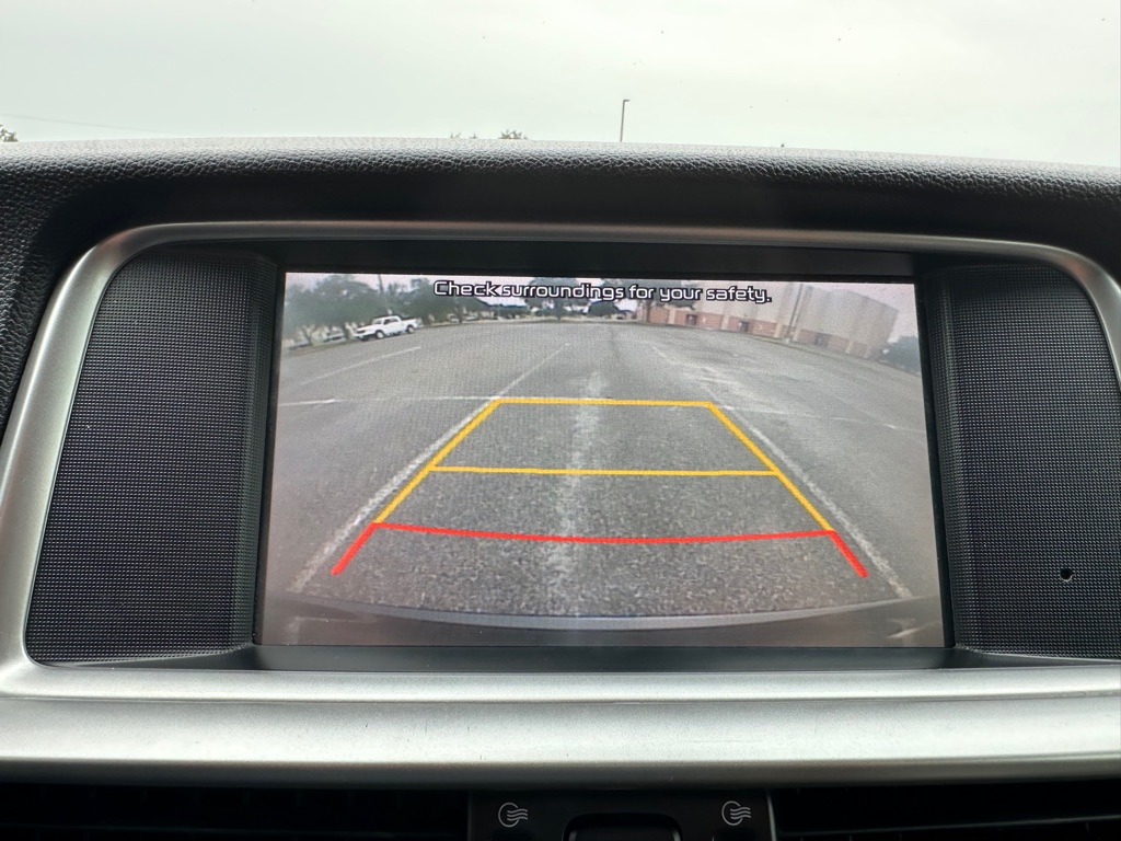 Photo 14 of this KIA OPTIMA