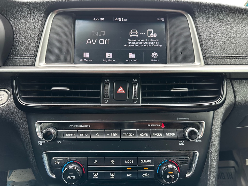 Photo 13 of this KIA OPTIMA
