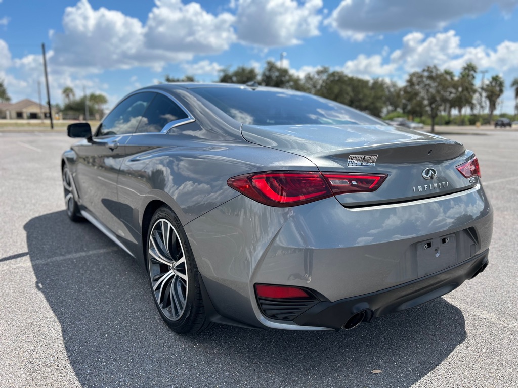 Photo 8 of this INFINITI Q60