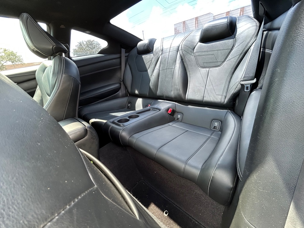 Photo 17 of this INFINITI Q60