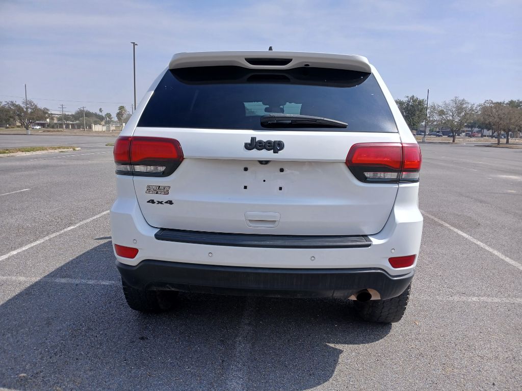 Photo 9 of this JEEP GRAND CHEROKEE