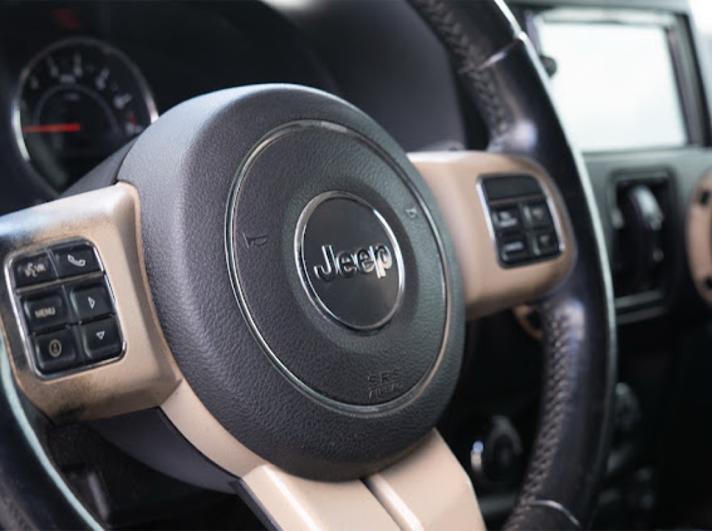 Photo 18 of this JEEP WRANGLER JK UNL